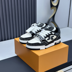 LV Louis Vuitton Diamond Velcro Shoes Top Version image 1