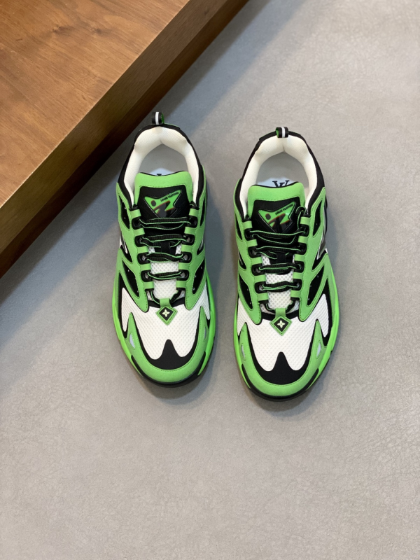 LV Discovery Lace-Up Men's Sneakers image 1