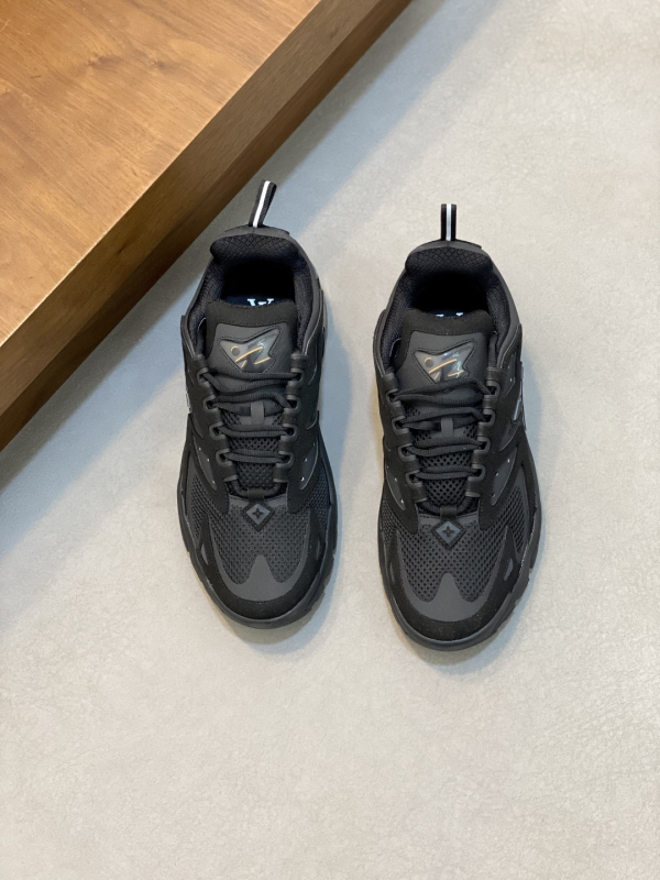 Louis Vuitton Discovery Lace-Up Men's Sneakers image 1