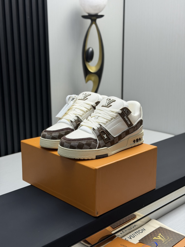 LV Classic Runway New Style Top Quality Shoes image 1