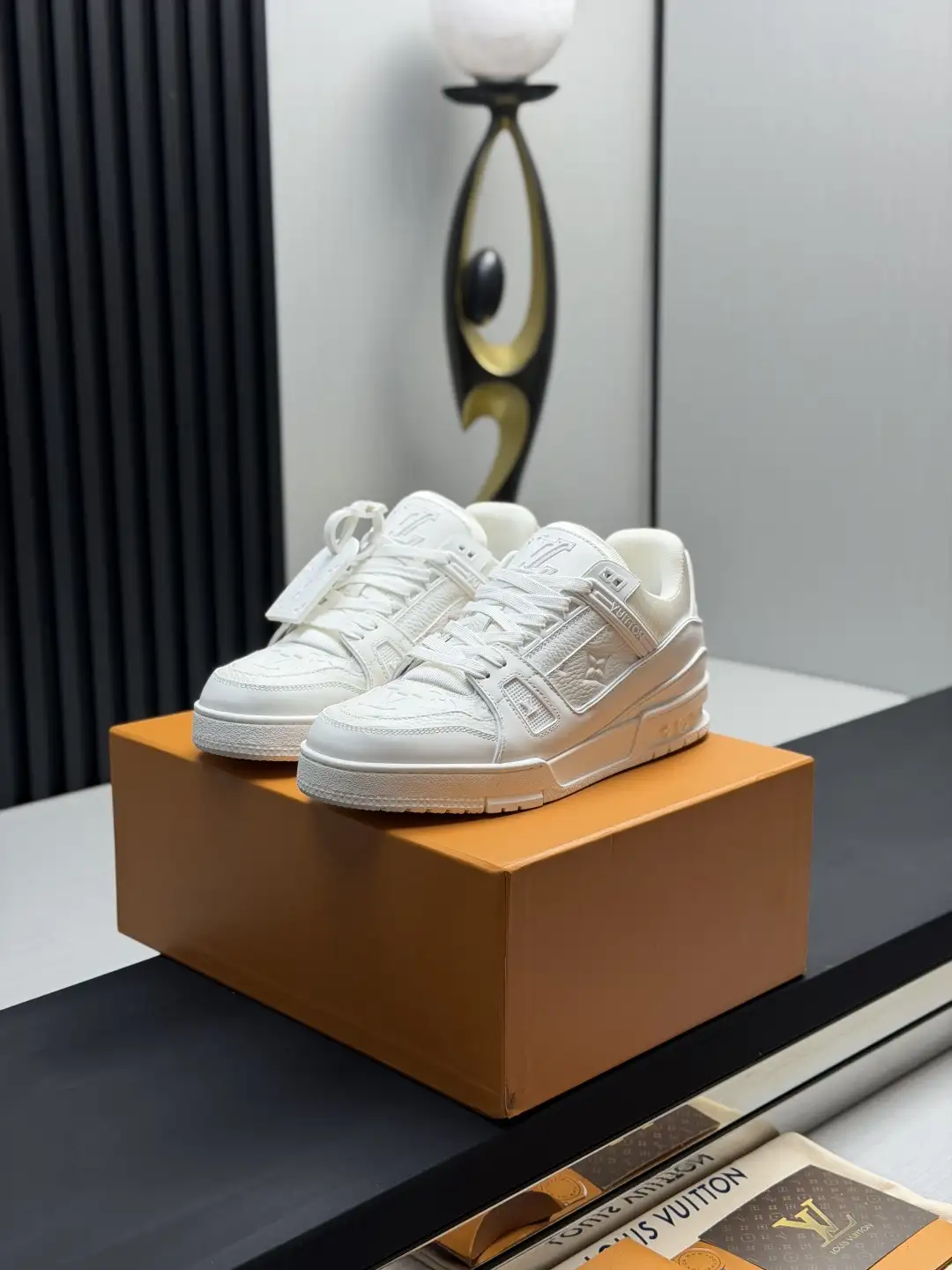 LV Classic Runway New Style Top Quality Shoes image 1
