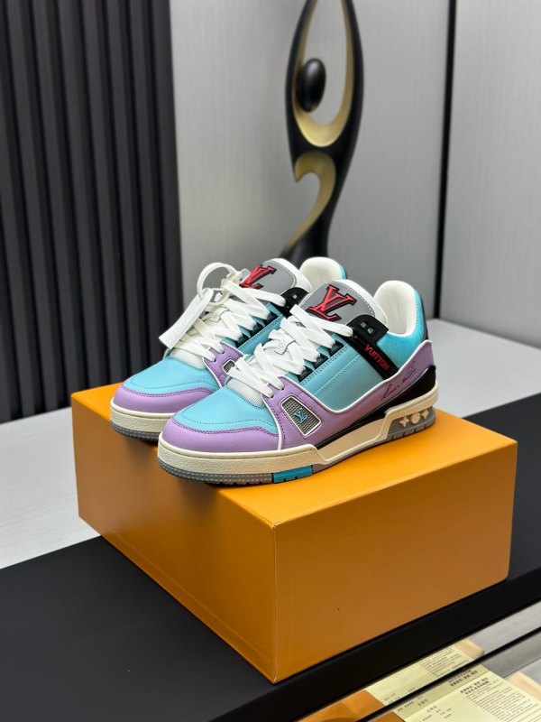 LV Louis Vuitton Classic Runway New Style Shoes image 1