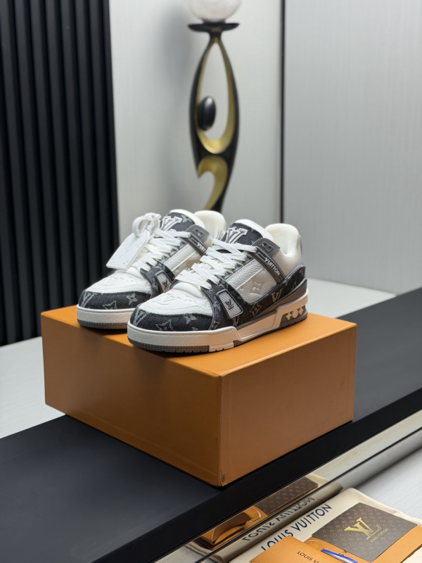 LV Classic Runway New Style Top Version Shoes image 1
