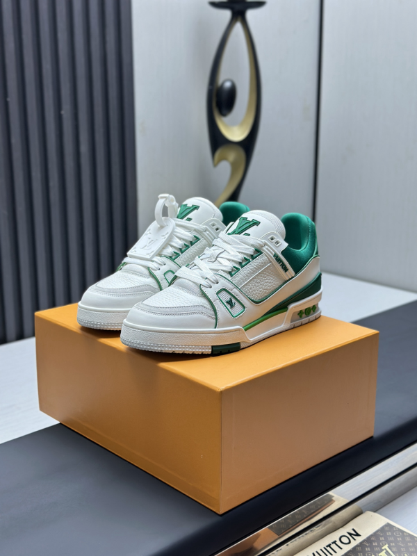 LV Classic Runway New Style Shoes image 1