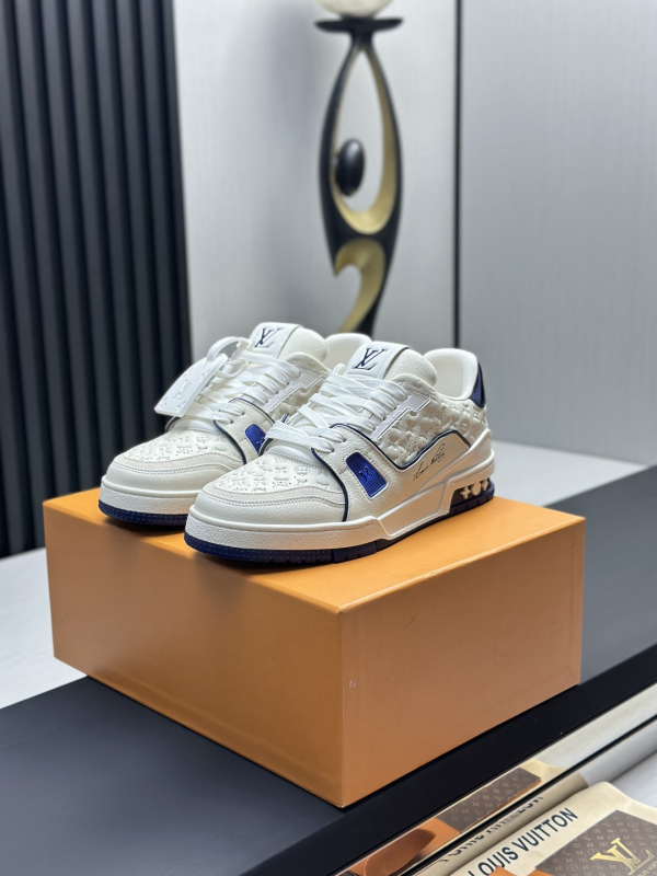 LV Louis Vuitton Classic Runway New Style Shoes image 1