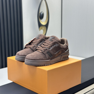 LV Louis Vuitton Classic Runway New Style Hollow Glue Craft Shoes image 1