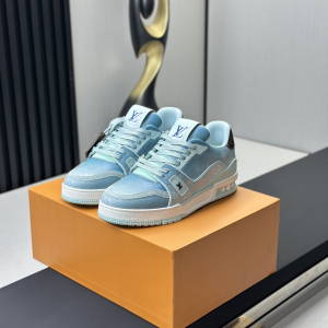 LV Louis Vuitton Classic Runway New Style Shoes image 1
