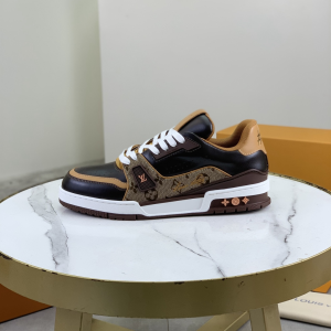 Classic Trendy Shoes image 1