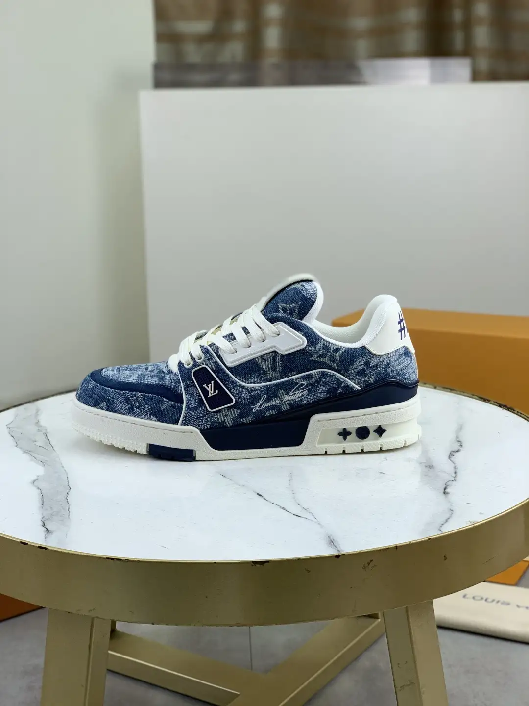 New Style Classic Couple Fashion Sneakers - Top Version image 1