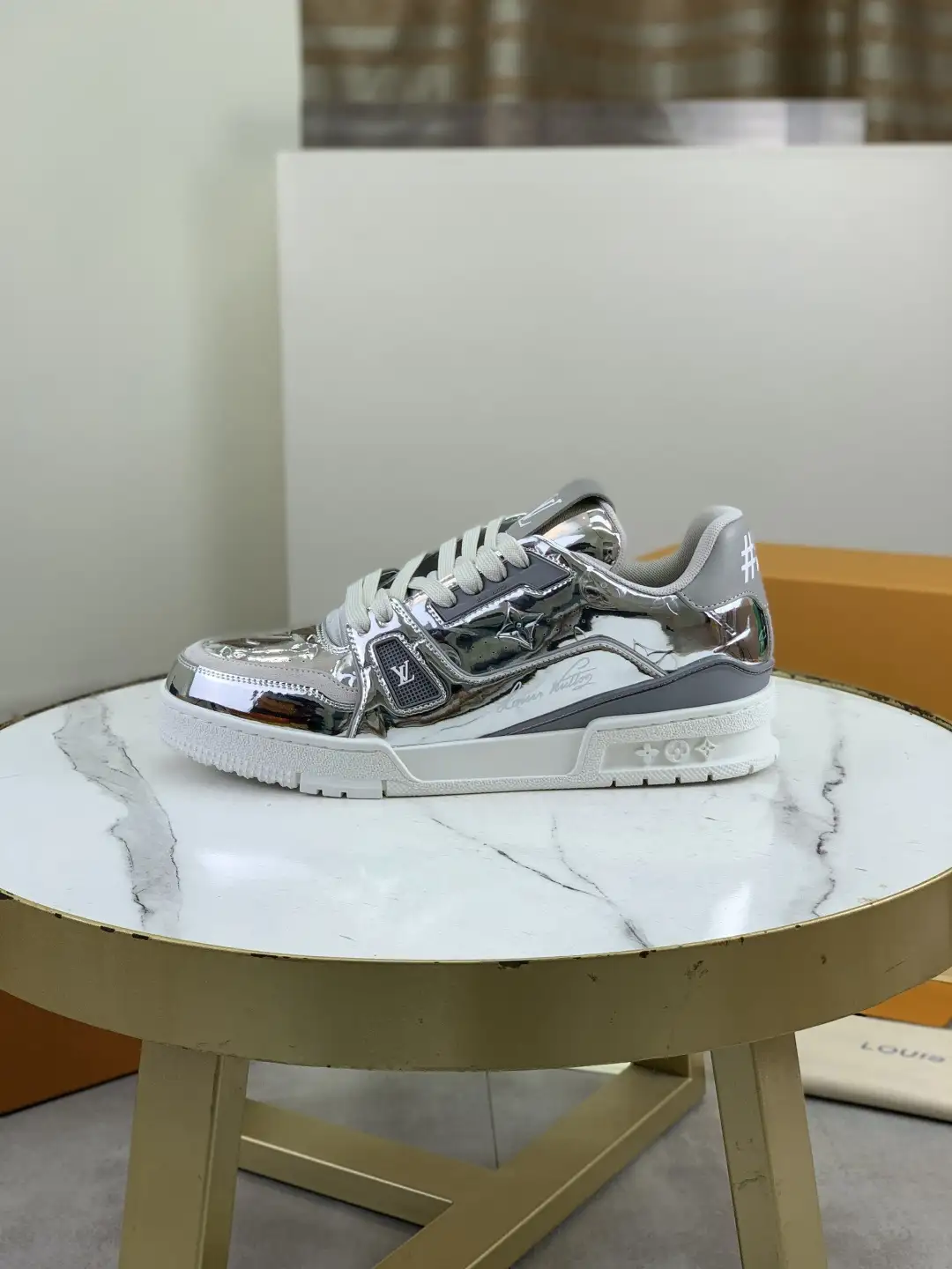 Top Version Classic Couple Sneakers image 1