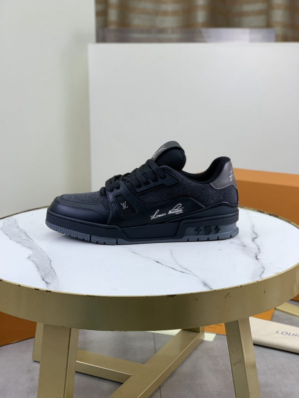 Premium Classic Trendy Couple Sneakers image 1
