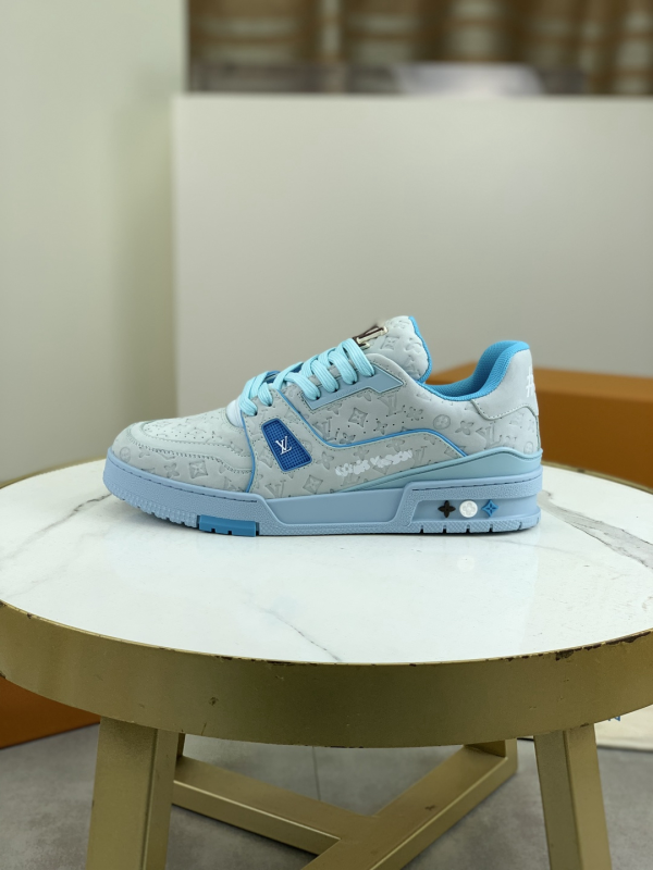 Classic Trendy Unisex Shoes with Lightweight TPU Sole image 1