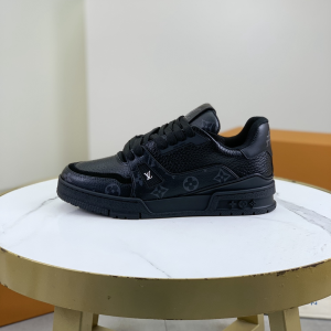 Classic Trendy Unisex Shoes Black image 1