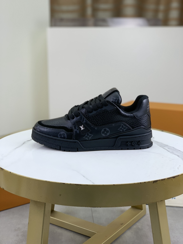Classic Trendy Unisex Shoes Black image 1