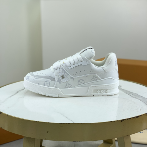 Unisex Classic Trendy Casual Shoes image 1