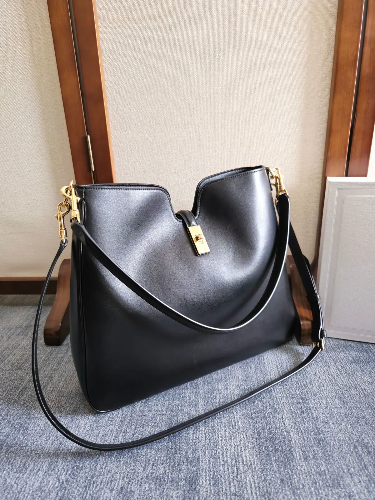 CELINE Camille 16 Soft Hobo Shoulder Bag image 1