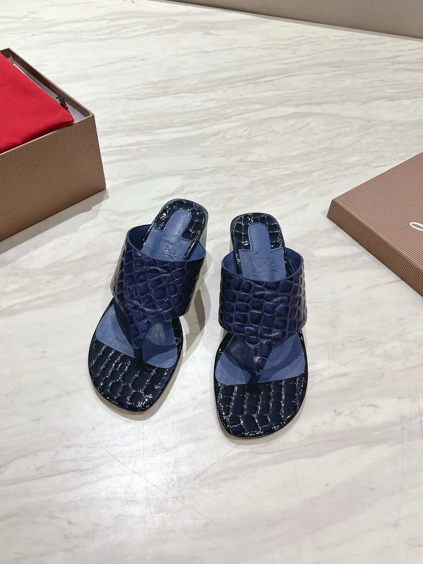 Crocodile-Embossed Patent Leather Thong Block Heel Sandals image 1