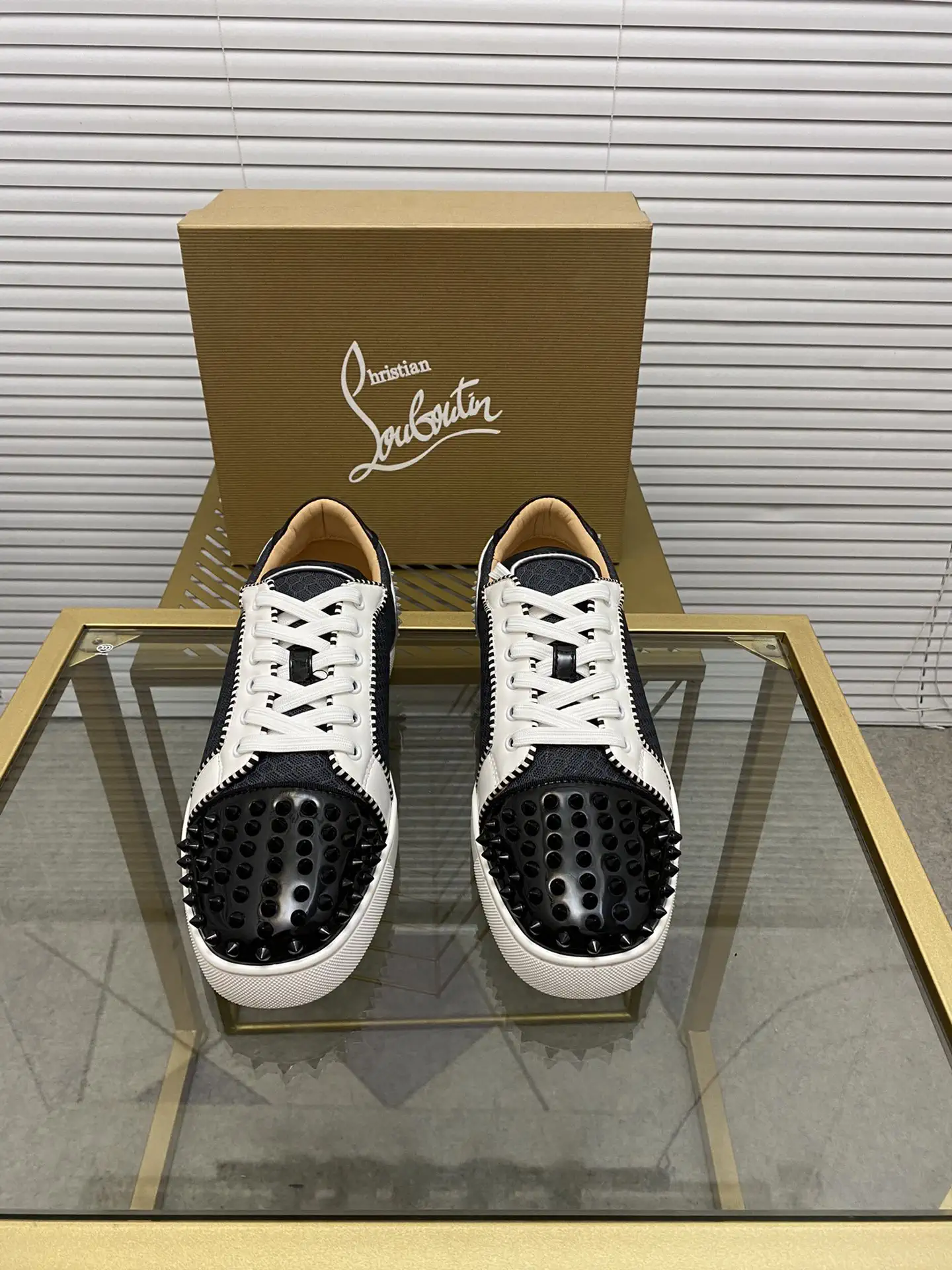 Spiked Toe Casual Skate Shoes image 1
