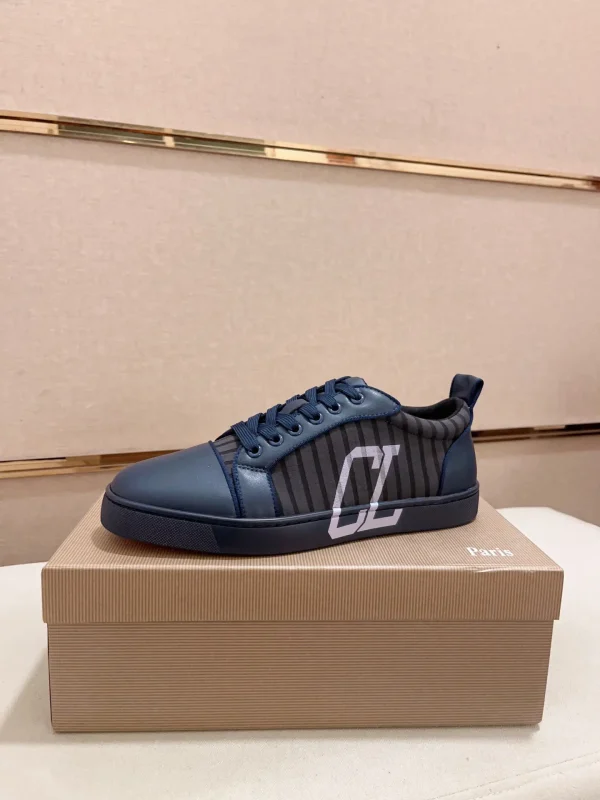 Men's Low-Top Lace-Up Casual Sneakers image 1