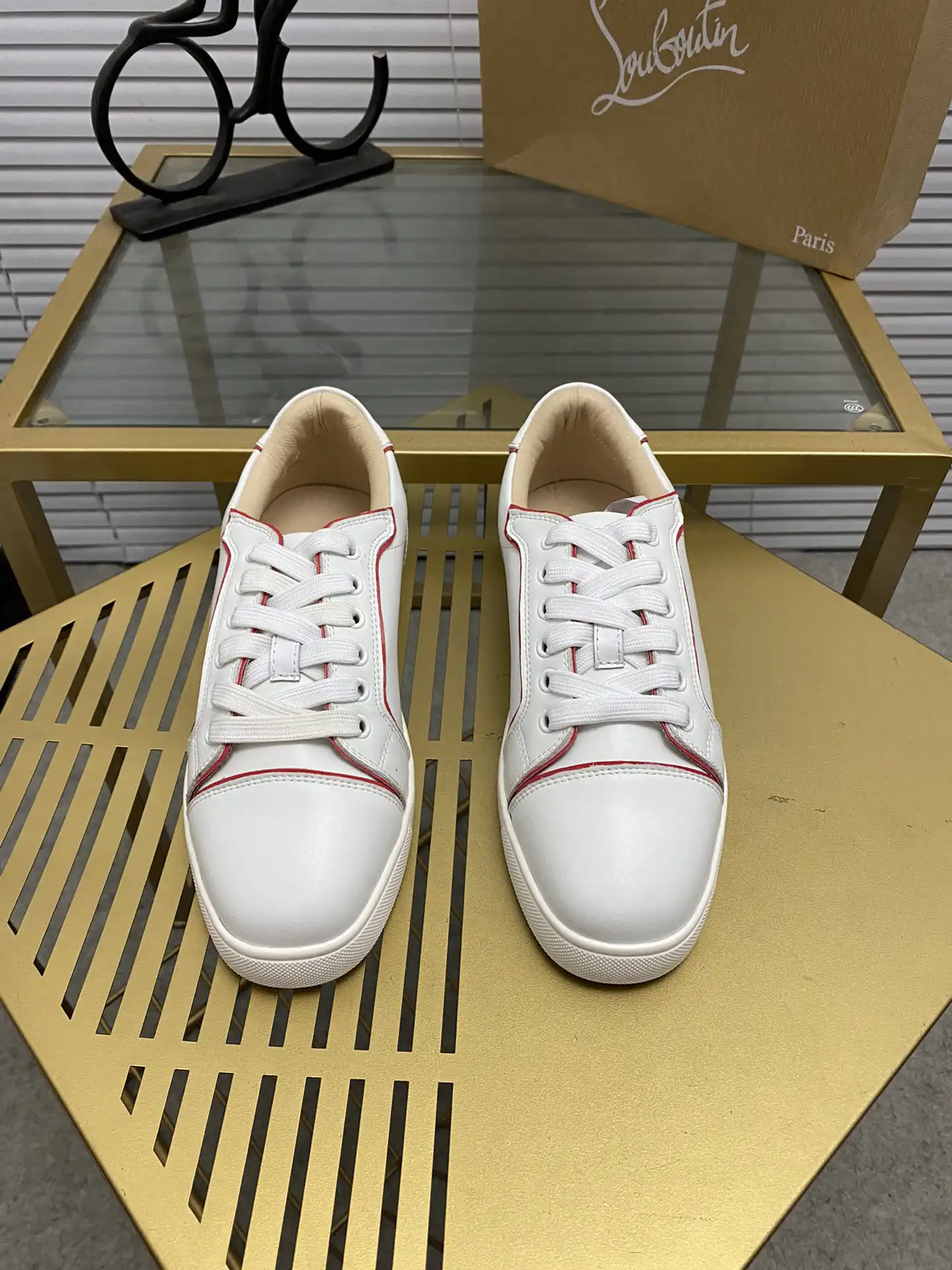 Unisex Casual Skate Sneakers image 1