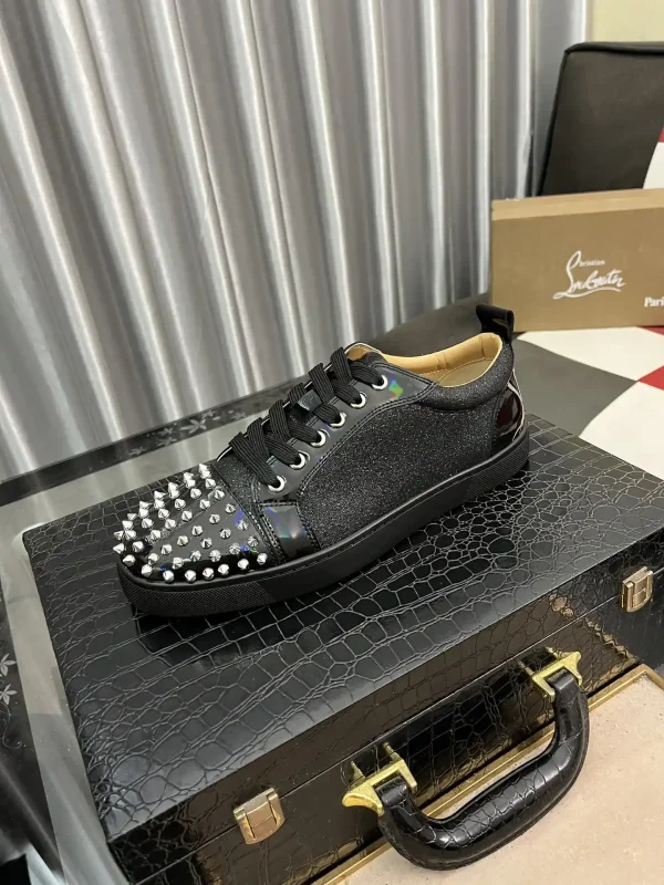 Men's Spiked Casual Skate Shoes image 1