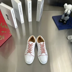 Low-top Sneakers with Pink Accents image 1