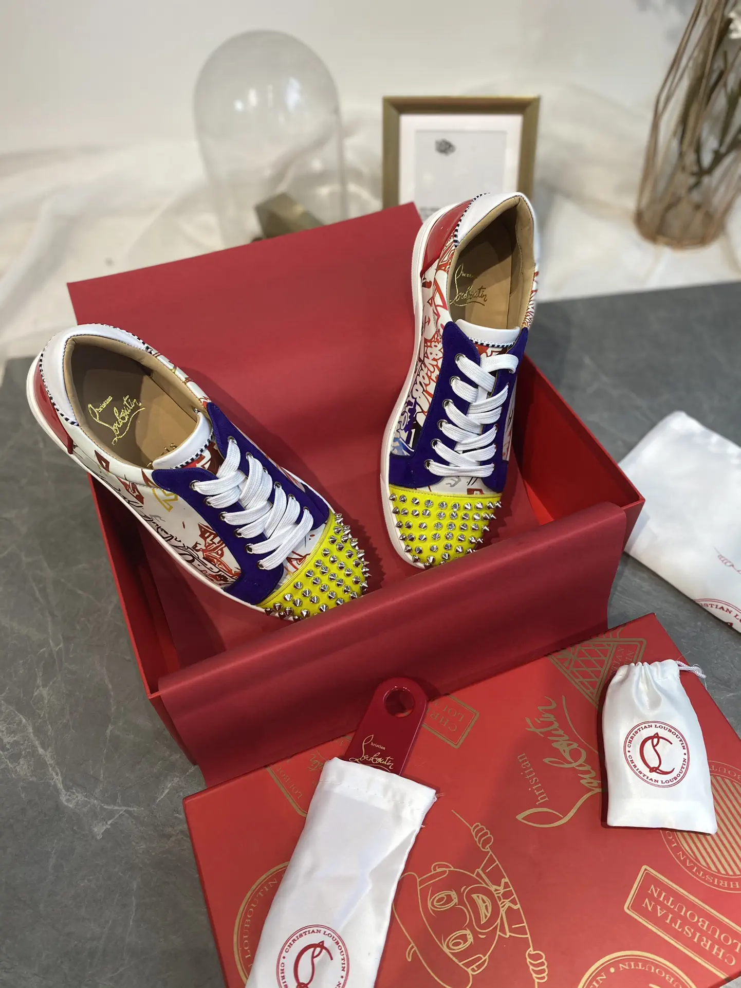 Graffiti Print Spiked Toe Casual Sneakers image 1
