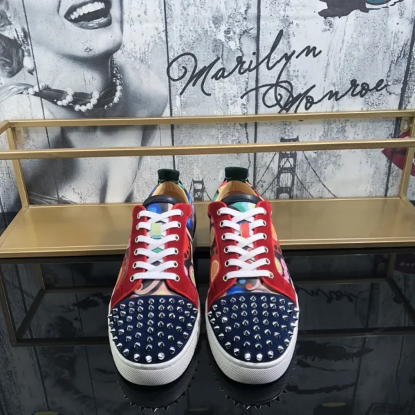 Men's Casual Skate Shoes with Studded Toe and Printed Upper image 1