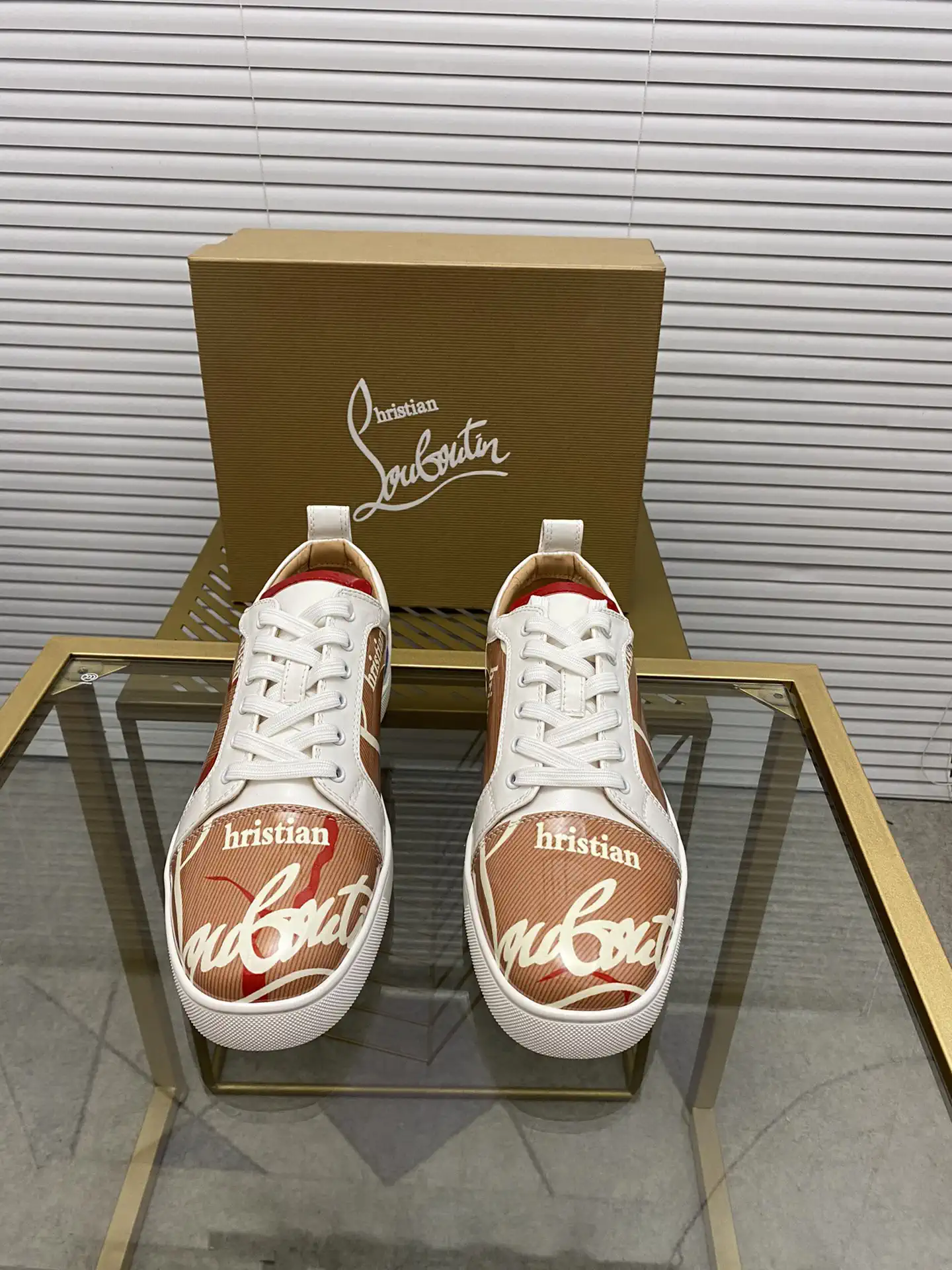 Printed Casual Skate Shoes image 1