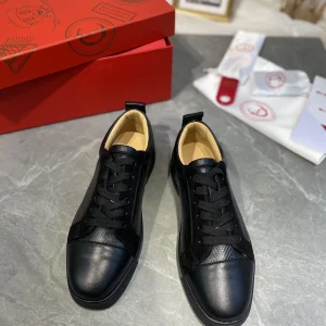 Low-top Striped Black Color-block Sneakers image 1