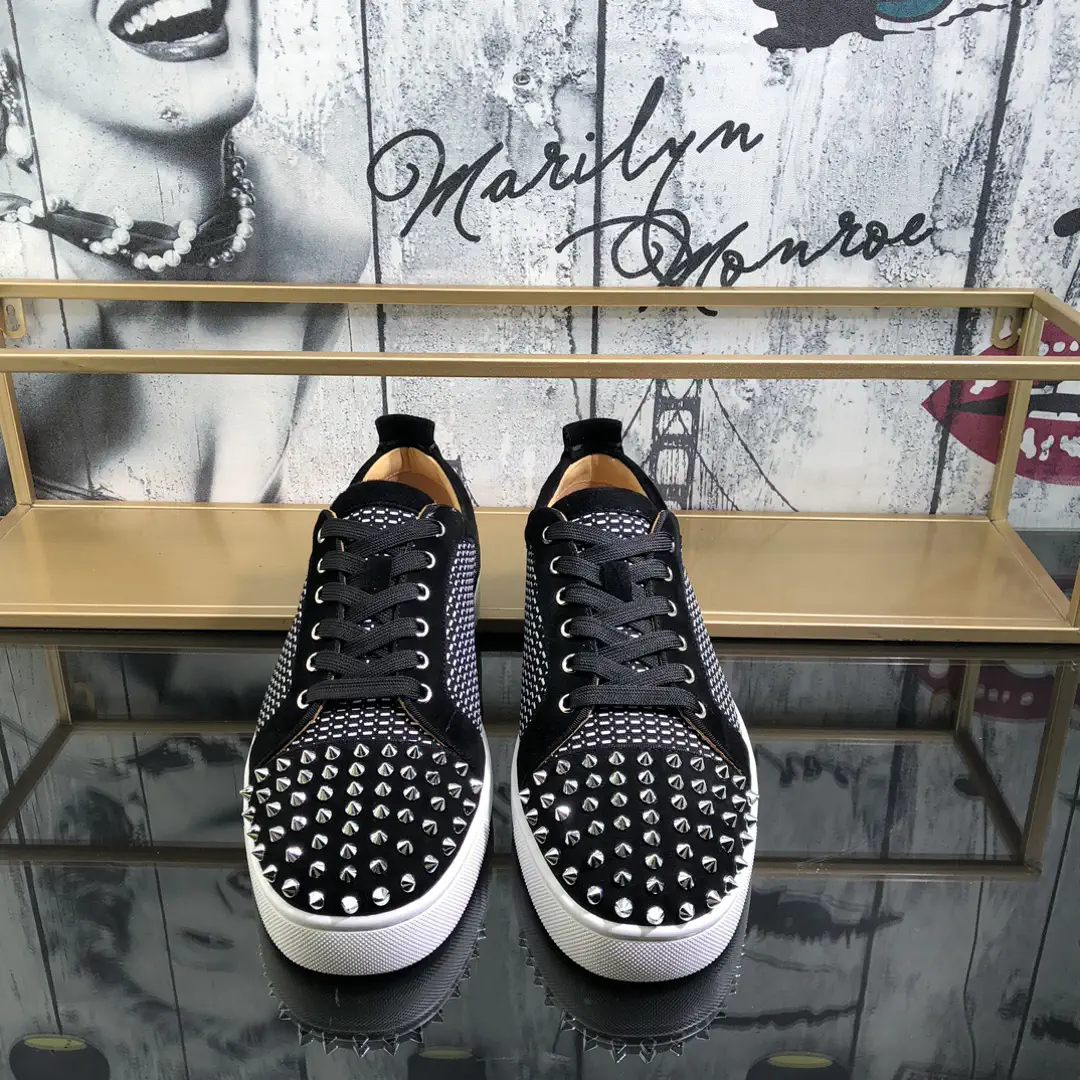 Men's Low-Top Lace-Up Sneakers with Toe Studs image 1