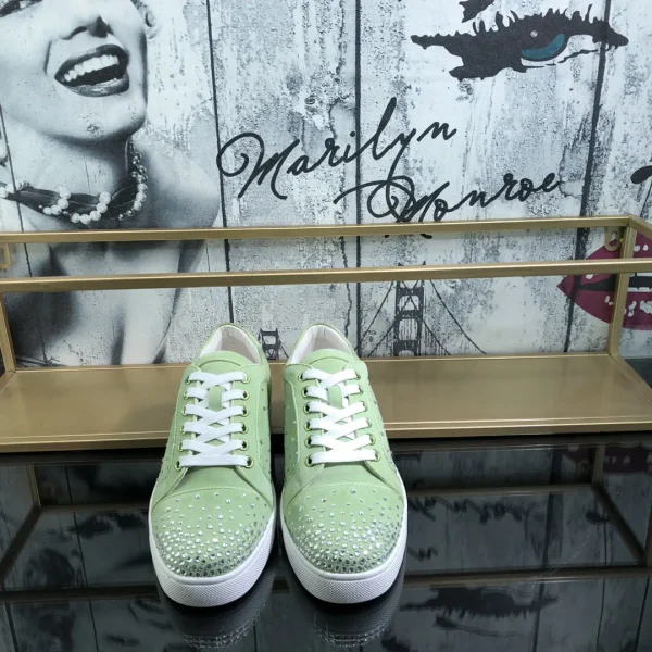 Men's Casual Skate Shoes with Rhinestone Details image 1
