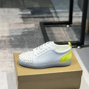 Men's Casual Skate Shoes with Spiked Toe image 1
