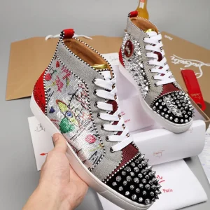 High-Top Casual Skate Shoes with Studs and Graffiti Design image 1