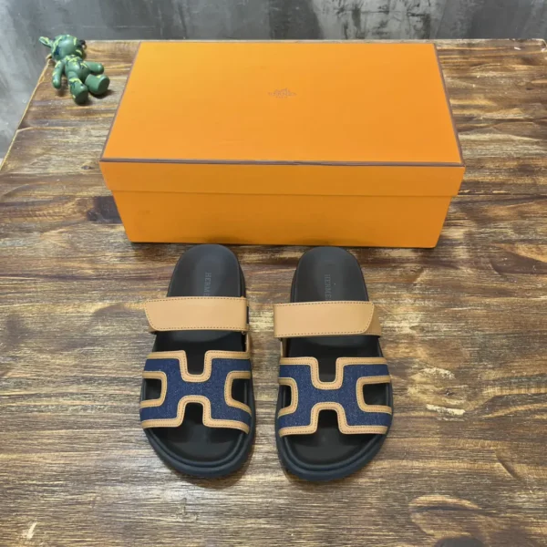 Hermes Chypre Slippers image 1