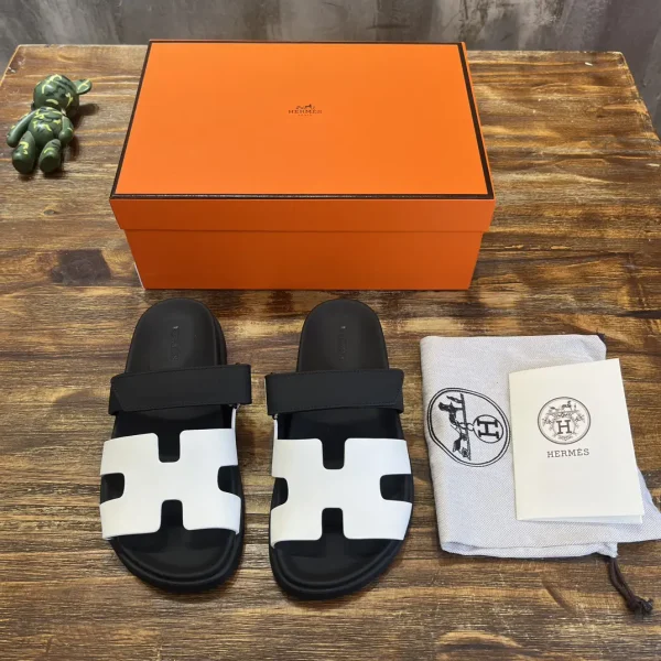 Hermes Chypre Slippers image 1
