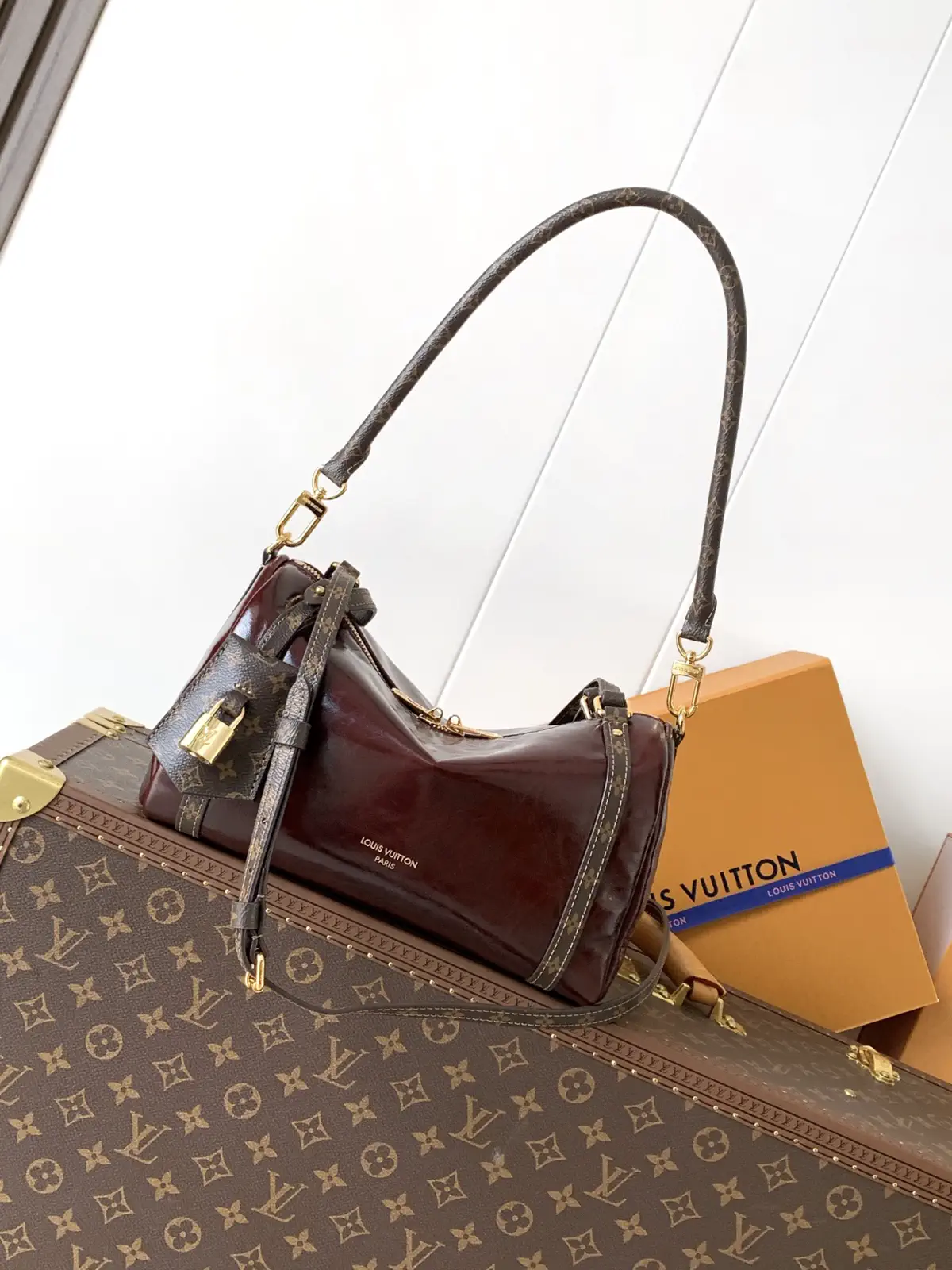 Louis Vuitton Burgundy Leather Express Small Handbag with Monogram Trim image 1