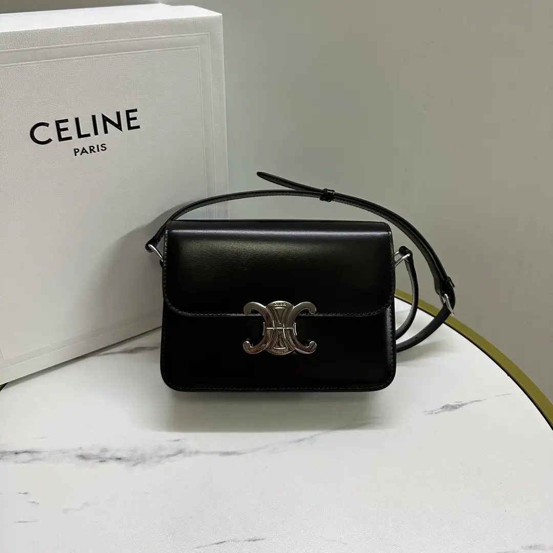CELINE Triomphe Black Shoulder Bag image 1