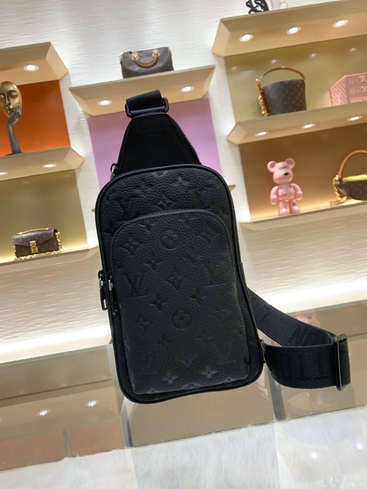 Louis Vuitton Avenue Sling Bag PM image 1