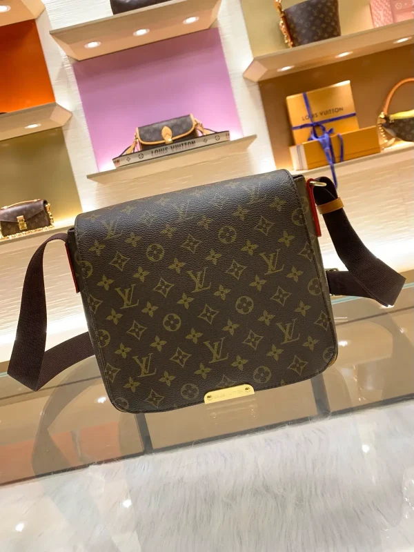 Louis Vuitton Monogram Canvas Messenger Bag image 1
