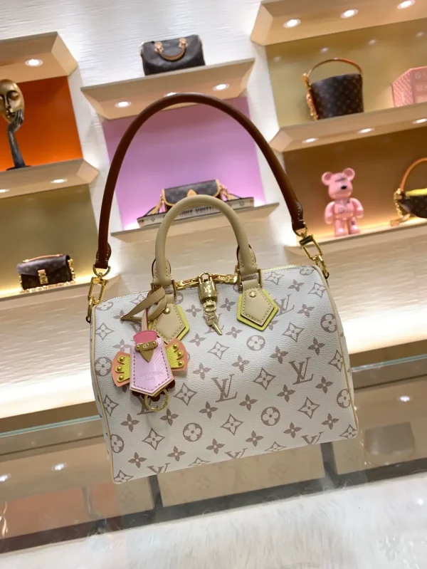 Louis Vuitton Monogram Speedy Bandoulière Bag image 1
