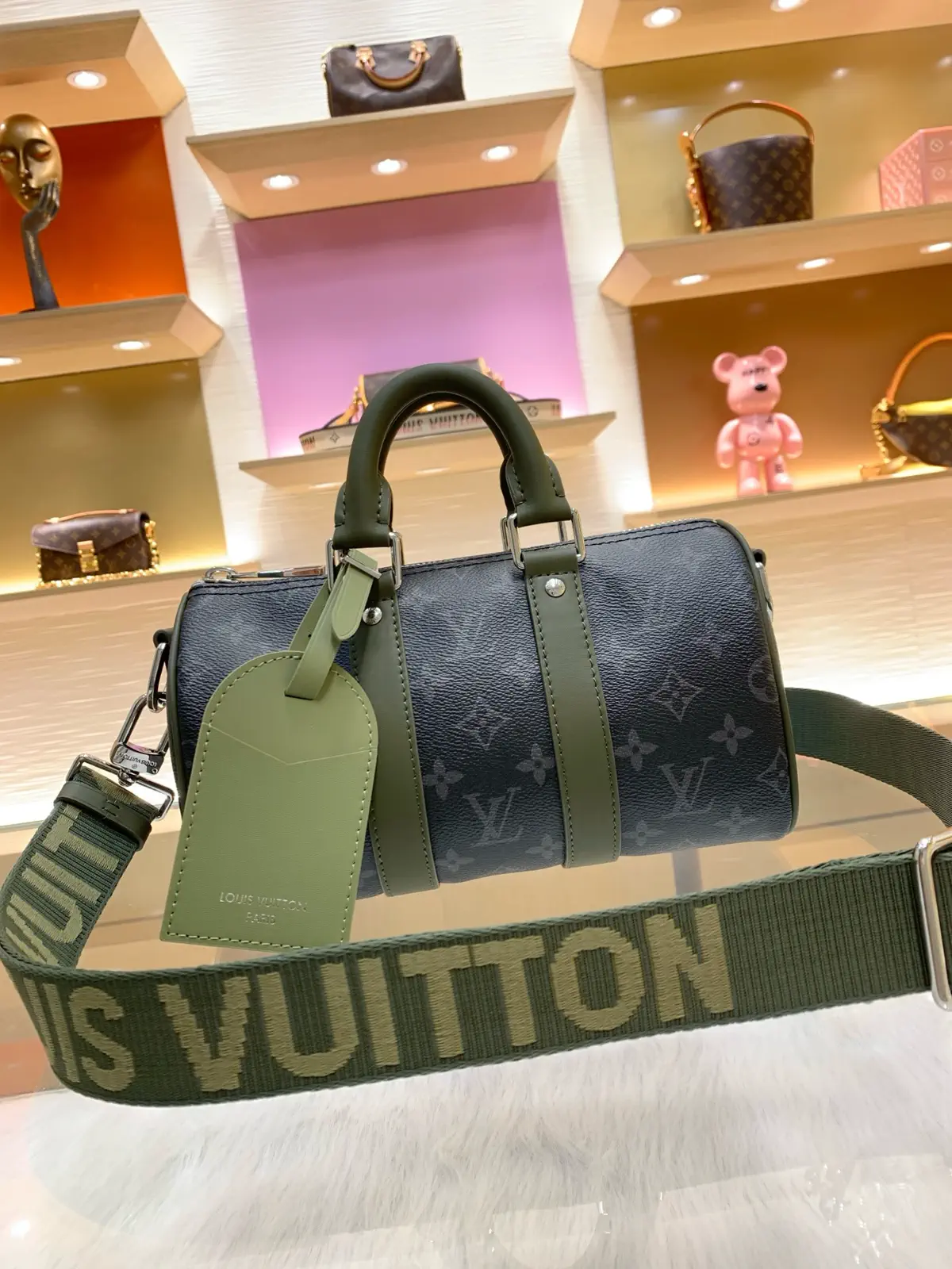 Louis Vuitton Keepall Bandoulière 25 Monogram Duffle Bag image 1