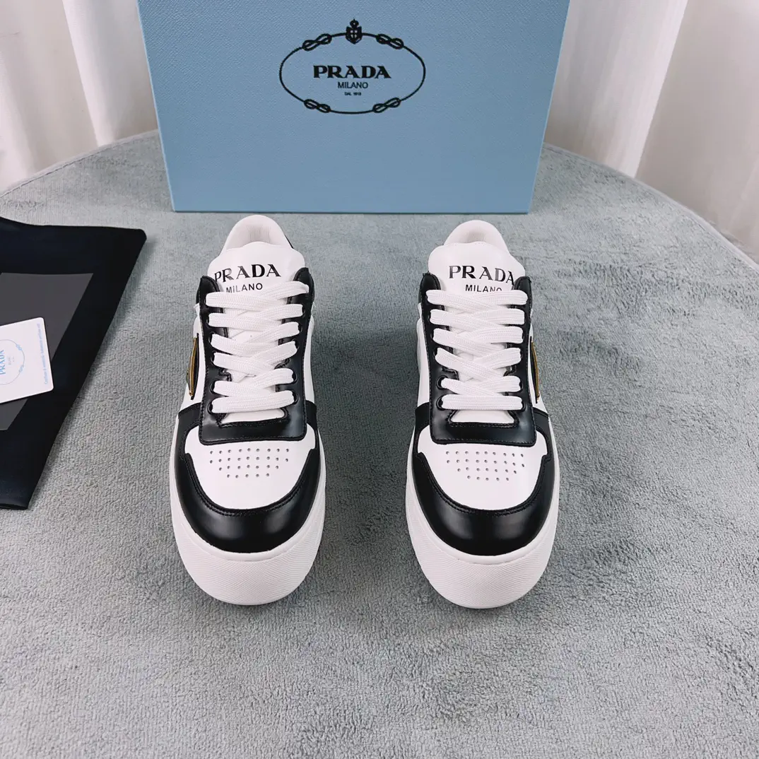 Genuine Leather Lightweight Shoes image 1