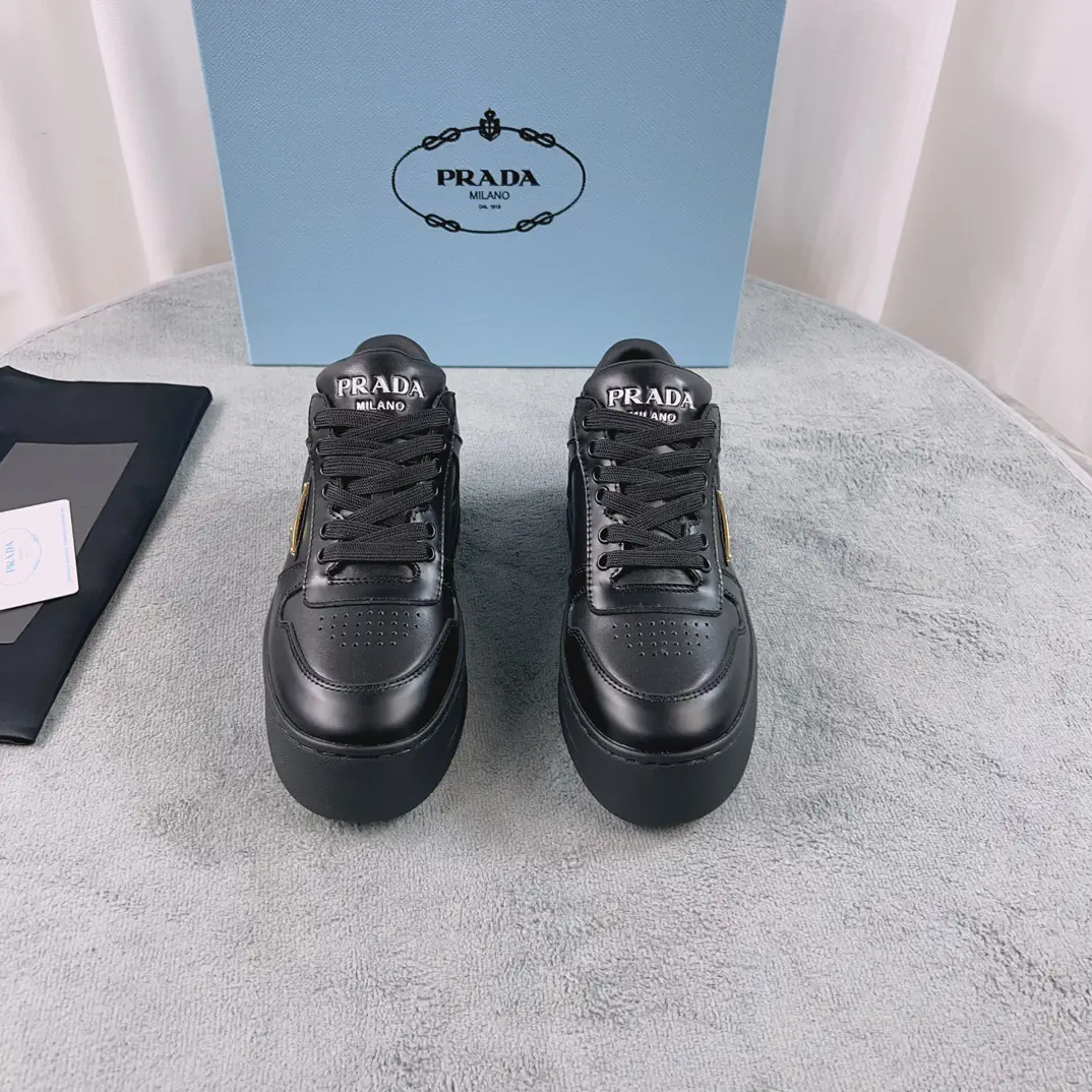 Genuine Leather Lightweight Foam-Sole Shoes image 1