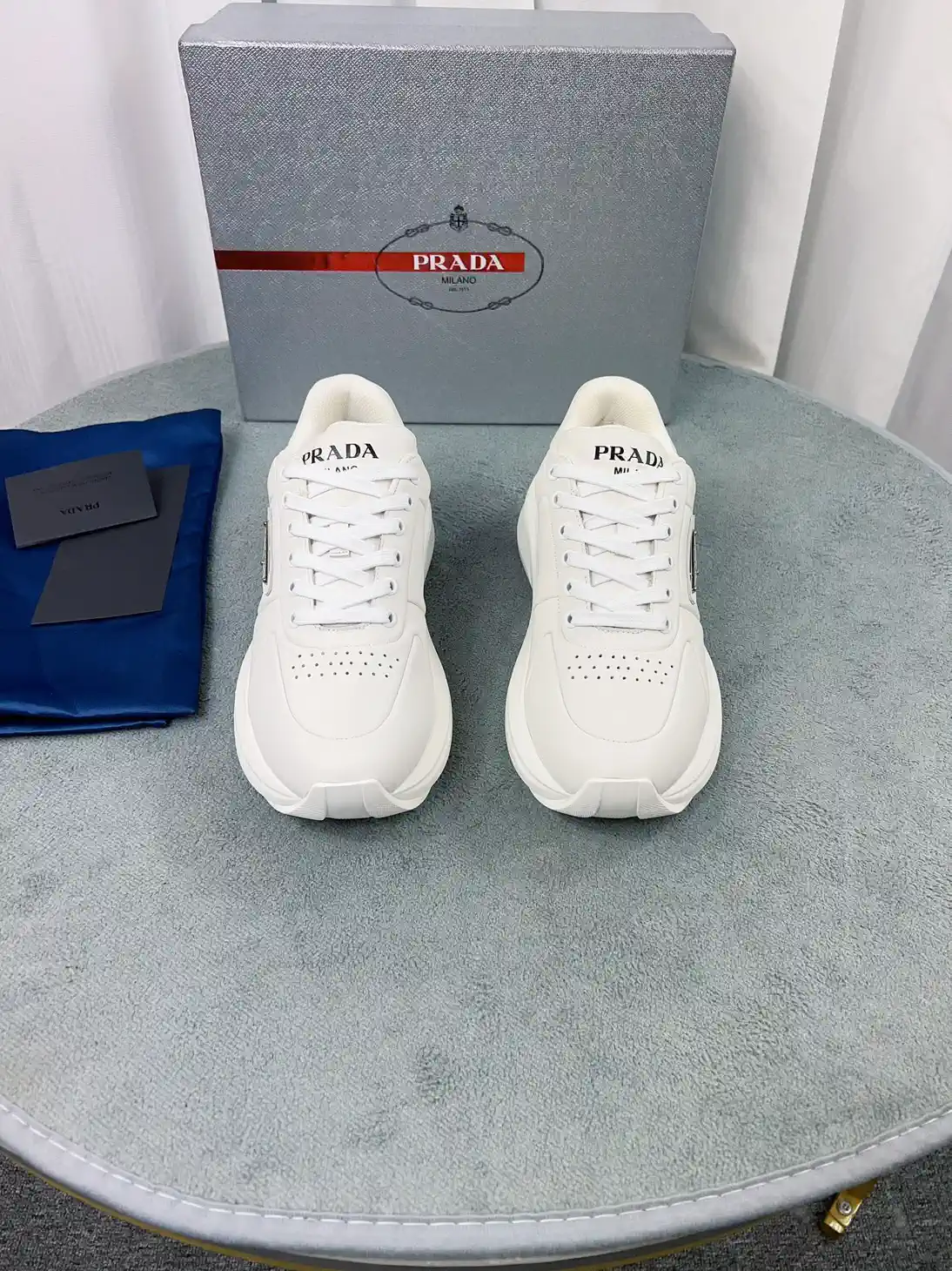 Men's Leather Shoes image 1
