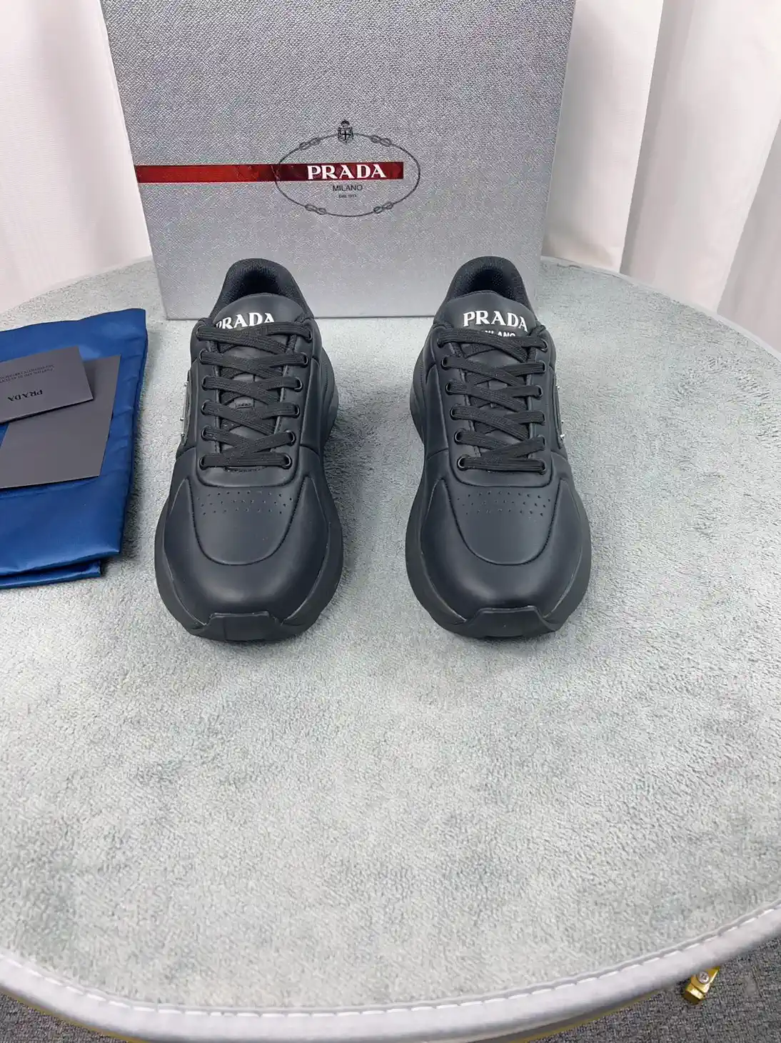 Men's Leather Shoes image 1