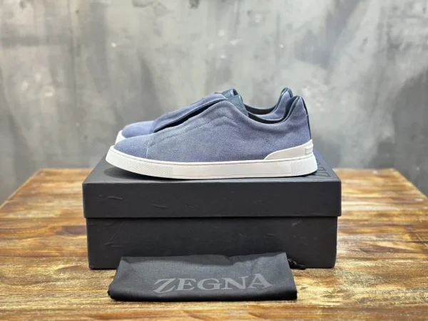 Men's Triple Stitch Slip-On Casual Shoes image 1
