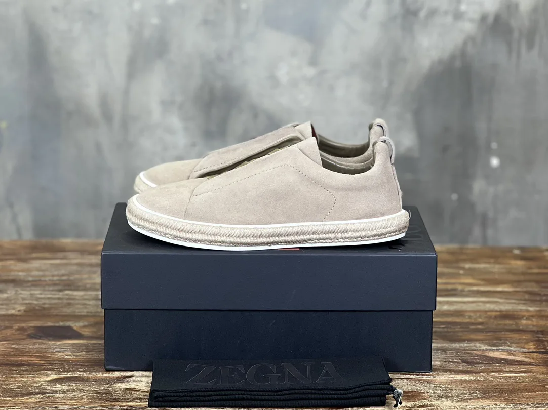 Men's Triple Stitch Low Top Slip On Casual Sneakers image 1