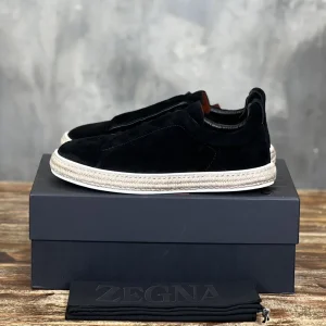 Men's Triple Stitch Low Top Slip On Casual Sneakers image 1