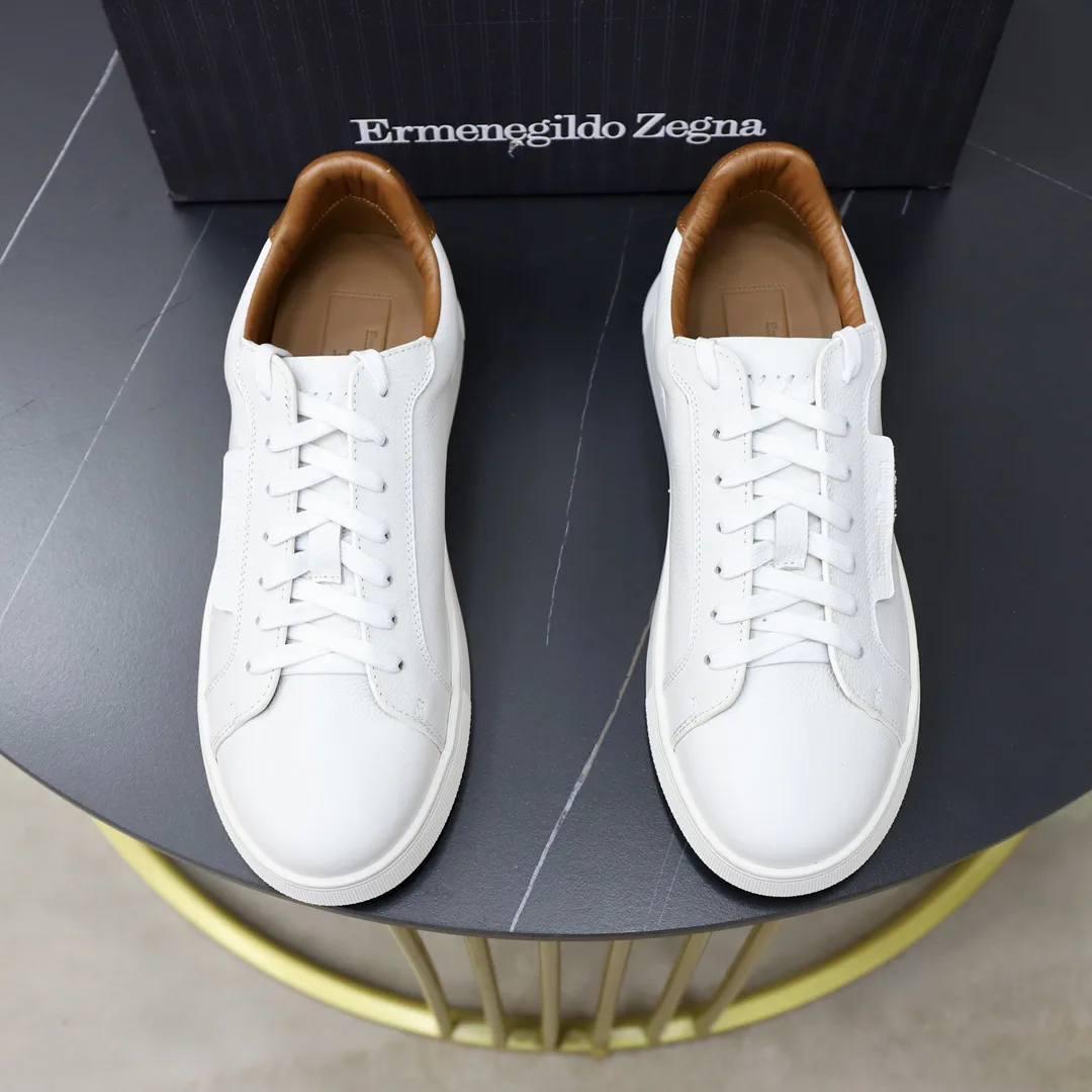 Men's White Leather Low-Top Sneakers image 1